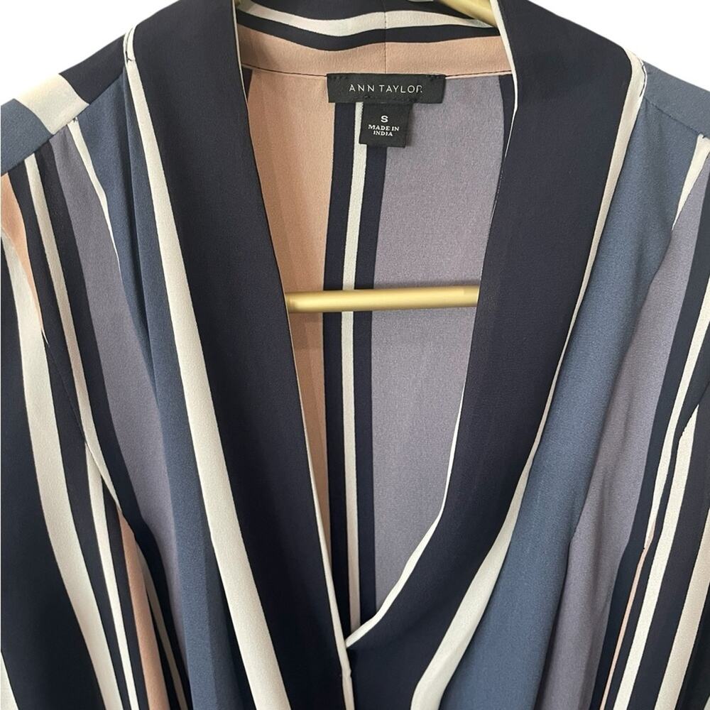 Ann Taylor Striped Blouse V-Neck Professional Luxe Office Chic Size S - Picture 5 of 9